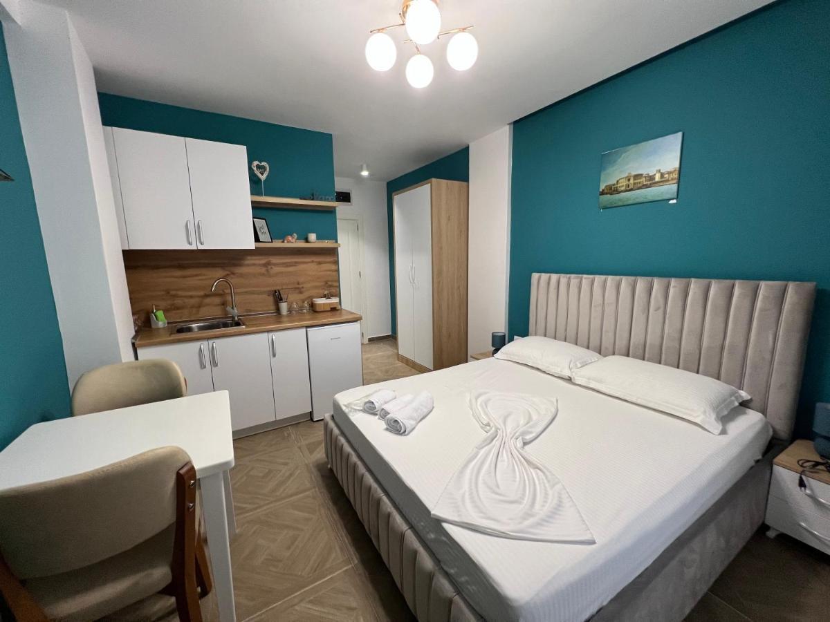 Hotel Luris Golem  Buitenkant foto