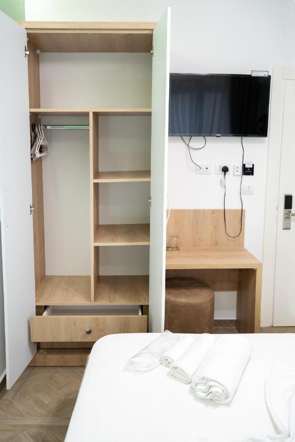Hotel Luris Golem  Buitenkant foto