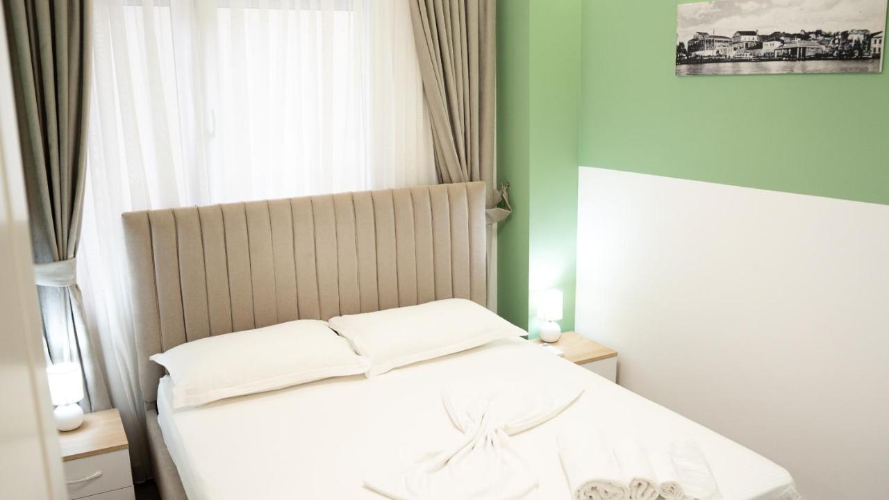 Hotel Luris Golem  Buitenkant foto