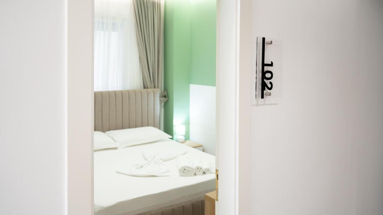 Hotel Luris Golem  Buitenkant foto