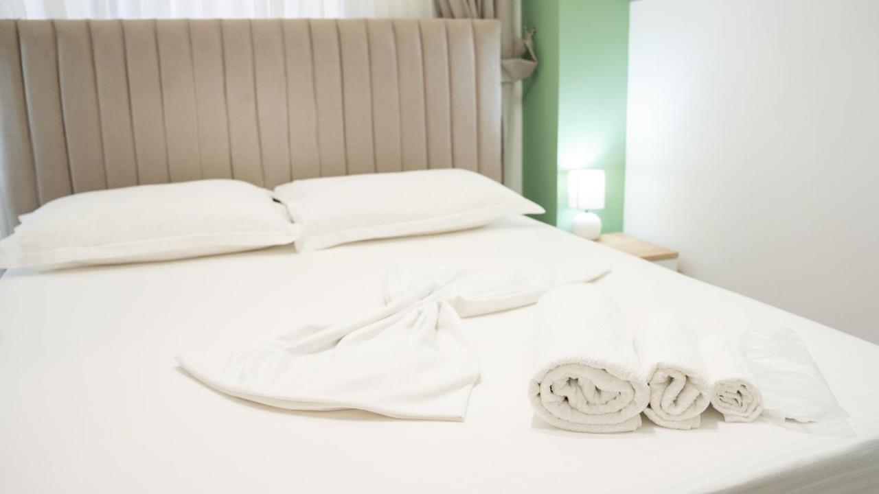 Hotel Luris Golem  Buitenkant foto