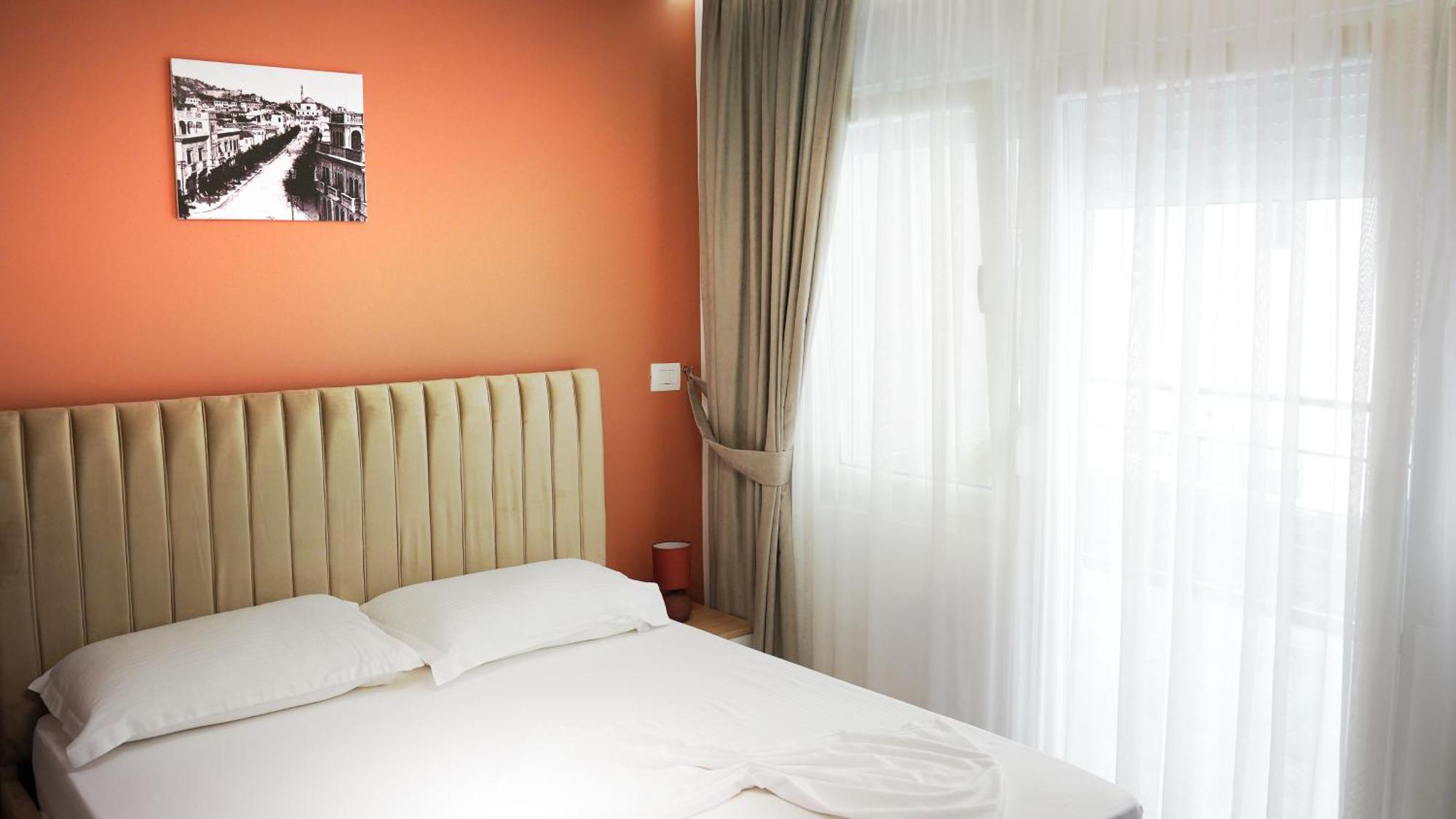 Hotel Luris Golem  Buitenkant foto